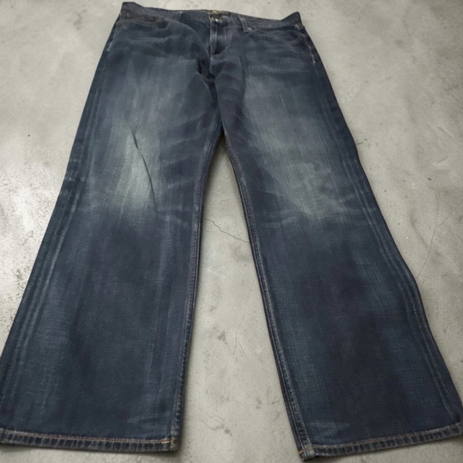 Lucky Brand Mens Straight Fit Medium Wash 321 Vintage Jeans Cotton Mid Rise